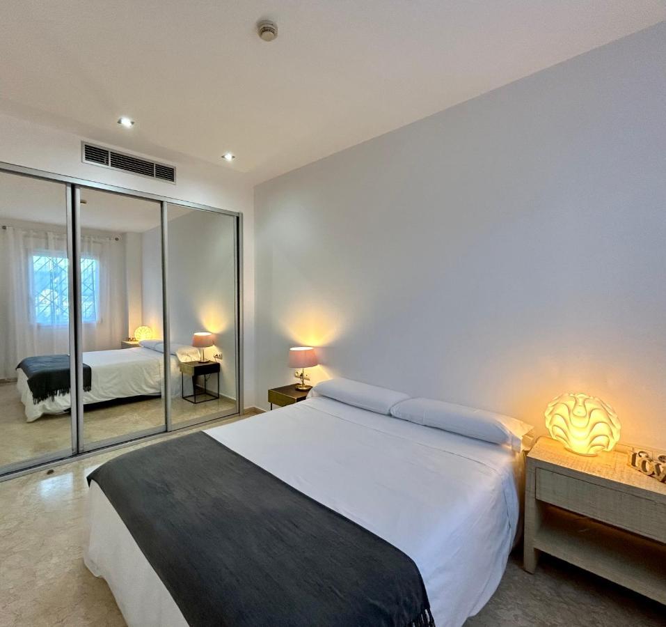 Lovely Apartment Sevilla Azahar Parking บอร์มูโคส ภายนอก รูปภาพ